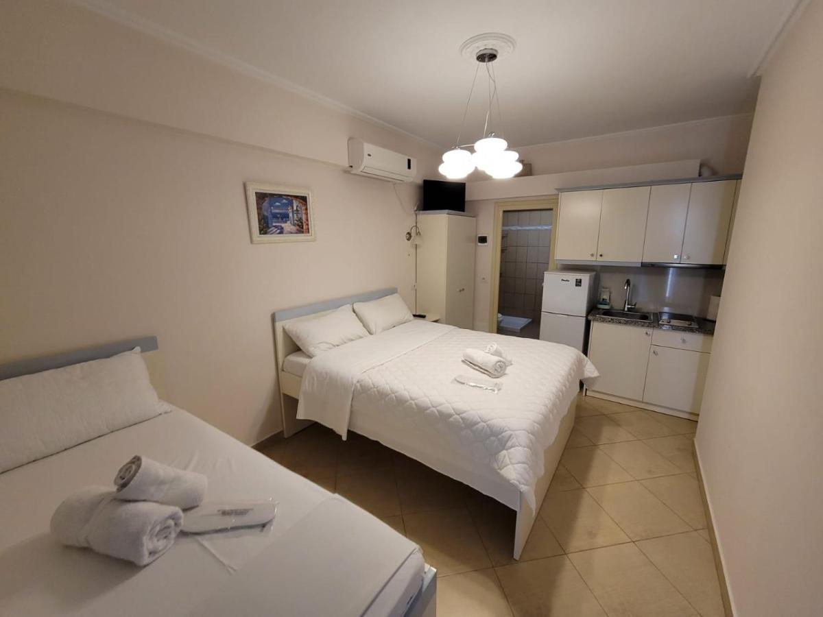 Amber Apartments Sarande Exterior photo