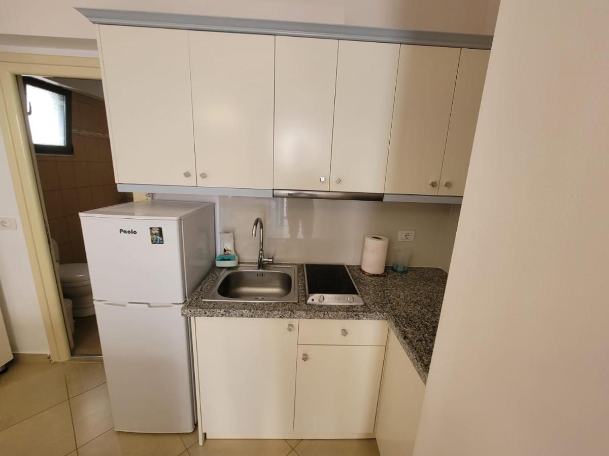 Amber Apartments Sarande Exterior photo