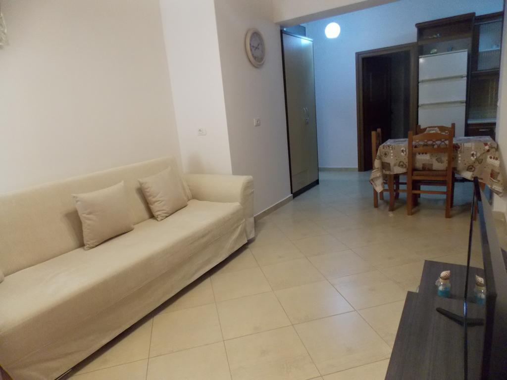 Amber Apartments Sarande Exterior photo